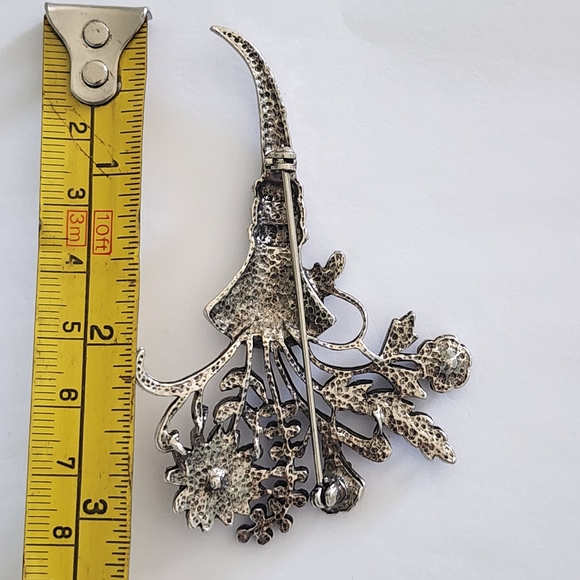 Vintage Fashion Jewelry Silver Tone Brooch with Red and Green Rhinestones - Picture 5 of 5